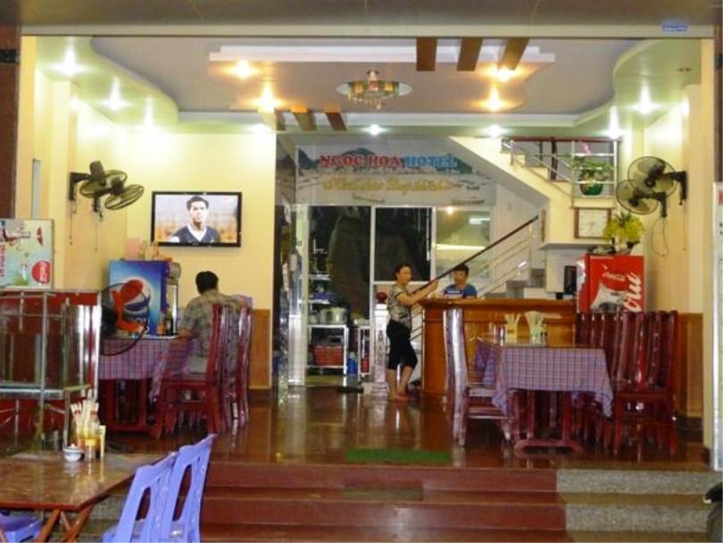 Ngoc Hoa Hotel Dong Khe Sau Exterior photo